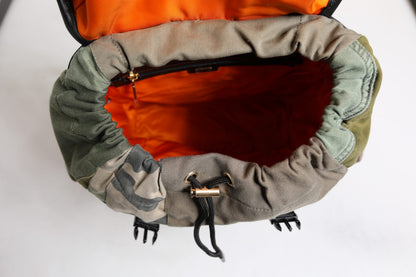 Mochila escolar Dolce & Gabbana verde militar con retazos