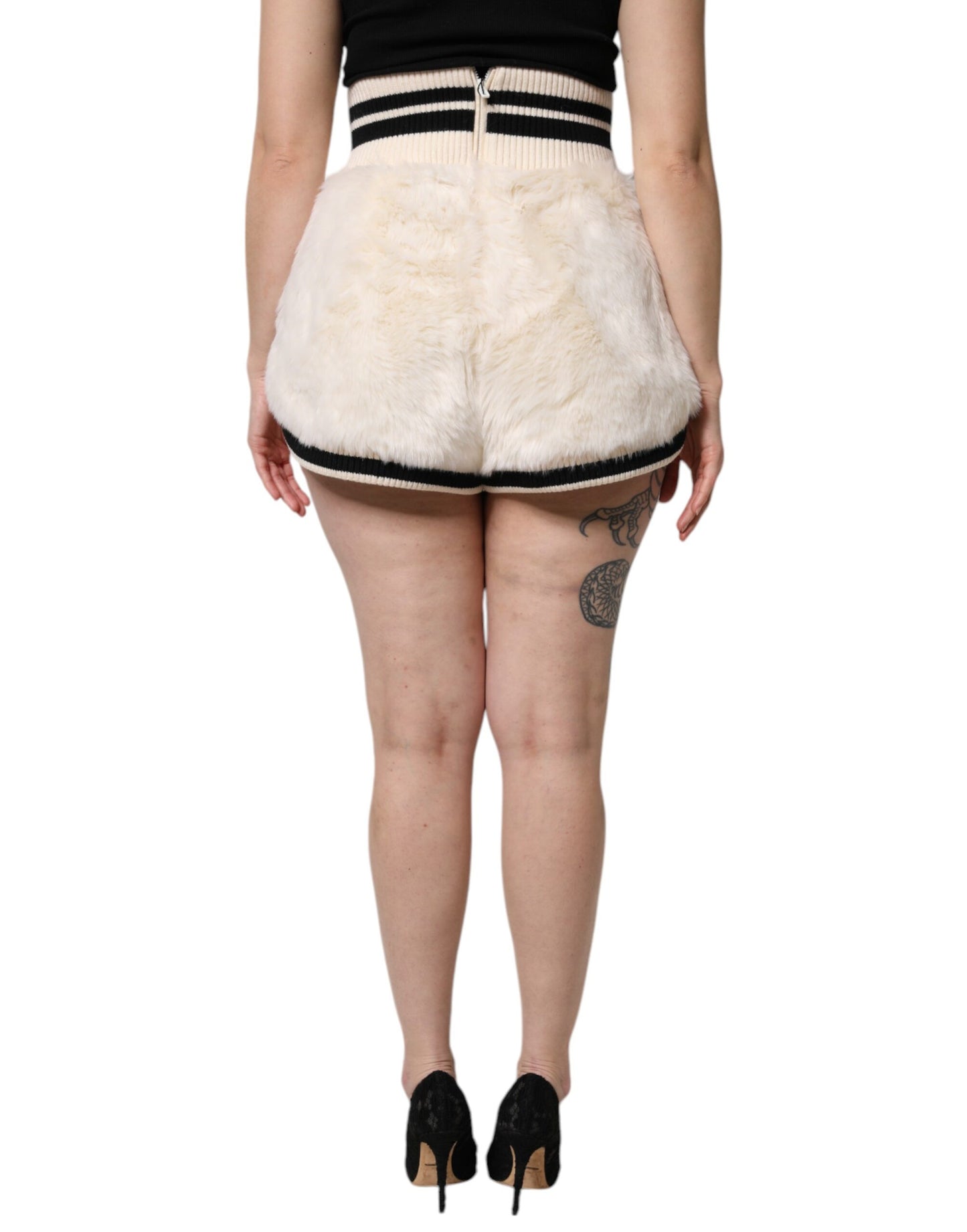 Shorts de tiro alto de piel sintética blanca de Dolce & Gabbana