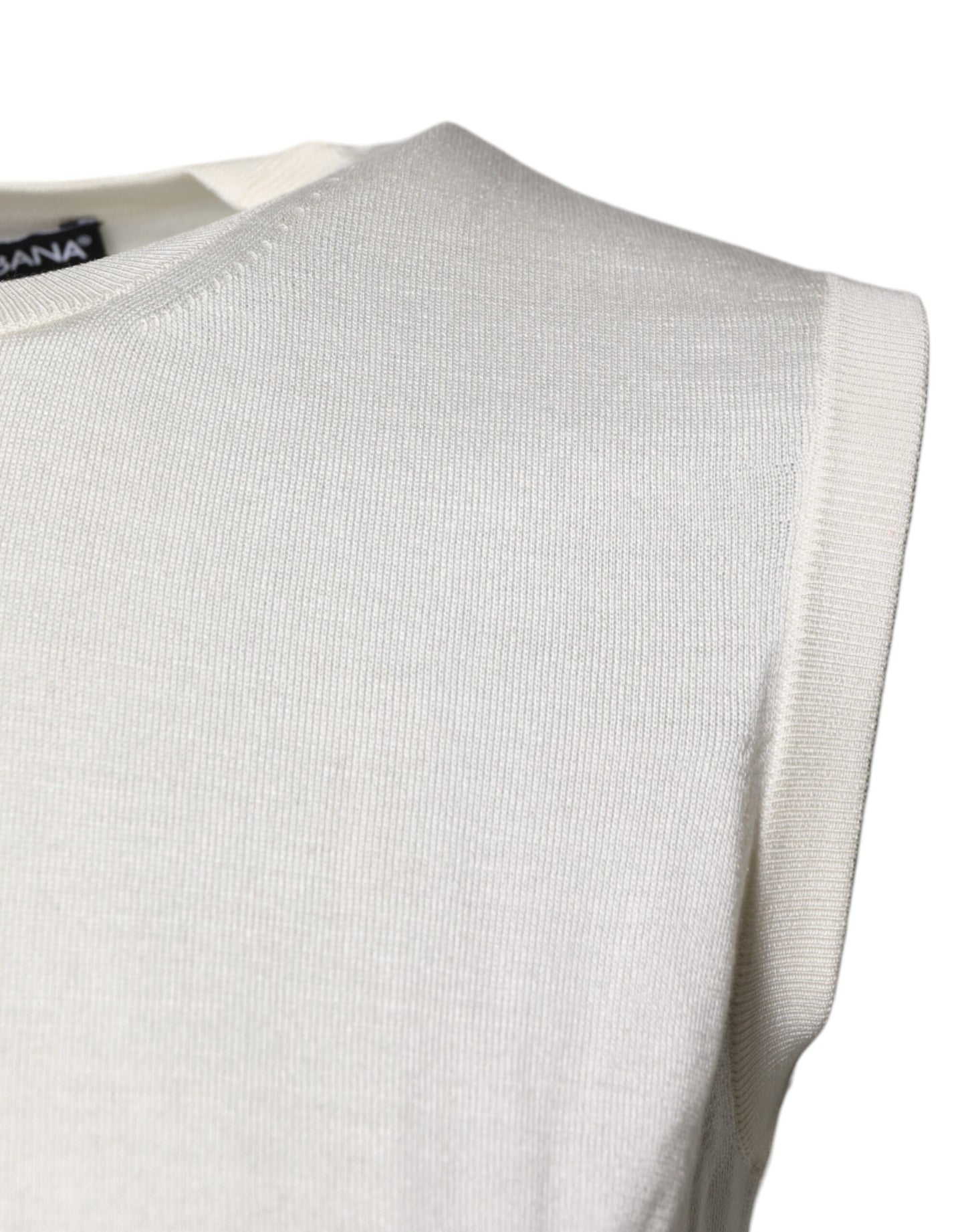 Camiseta sin mangas de seda con cuello redondo color crema de Dolce & Gabbana
