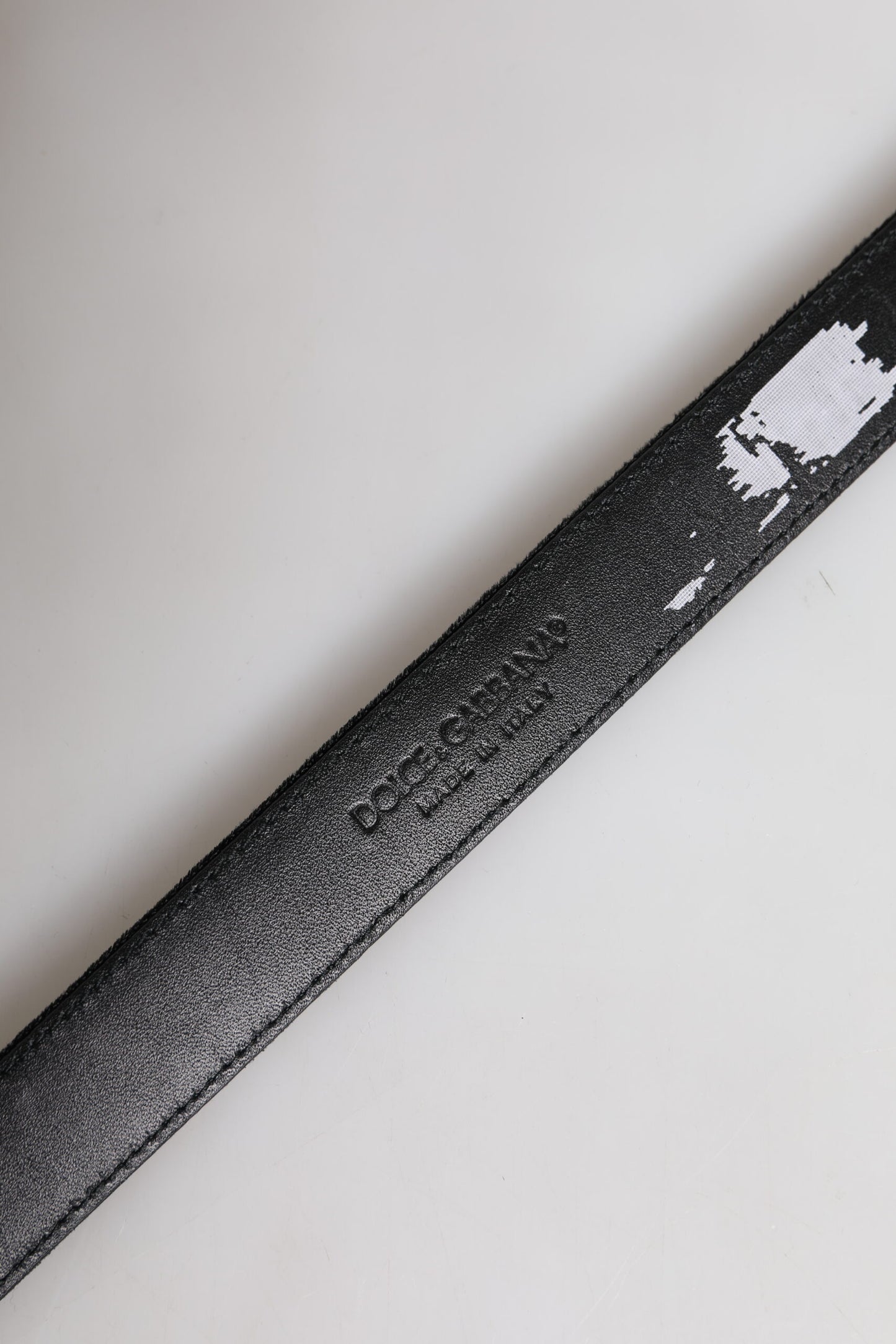 Cinturón Clásico Dolce & Gabbana de Cuero Negro con Hebilla Metálica