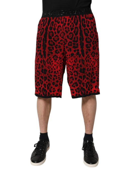 Pantalones cortos bermudas Dolce & Gabbana de viscosa con estampado de leopardo rojo