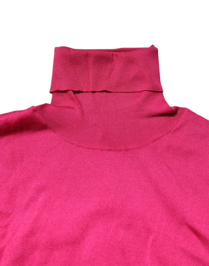 Top corto de cuello alto de punto de seda rosa de Dolce & Gabbana