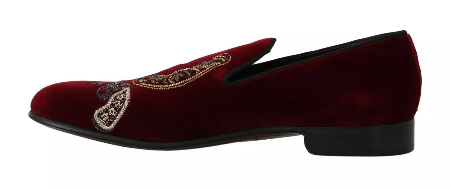 Mocasines de terciopelo burdeos con herradura de Dolce & Gabbana