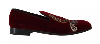 Mocasines de terciopelo burdeos con herradura de Dolce & Gabbana