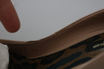 Zapatos de tacón de aguja Dolce & Gabbana de charol beige