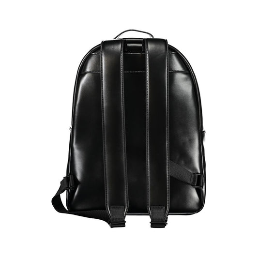 Mochila urbana elegante Calvin Klein negra con compartimento para portátil