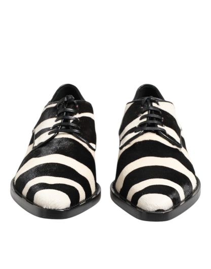 Zapatos de vestir Dolce & Gabbana de piel de potro con estampado de cebra en blanco y negro