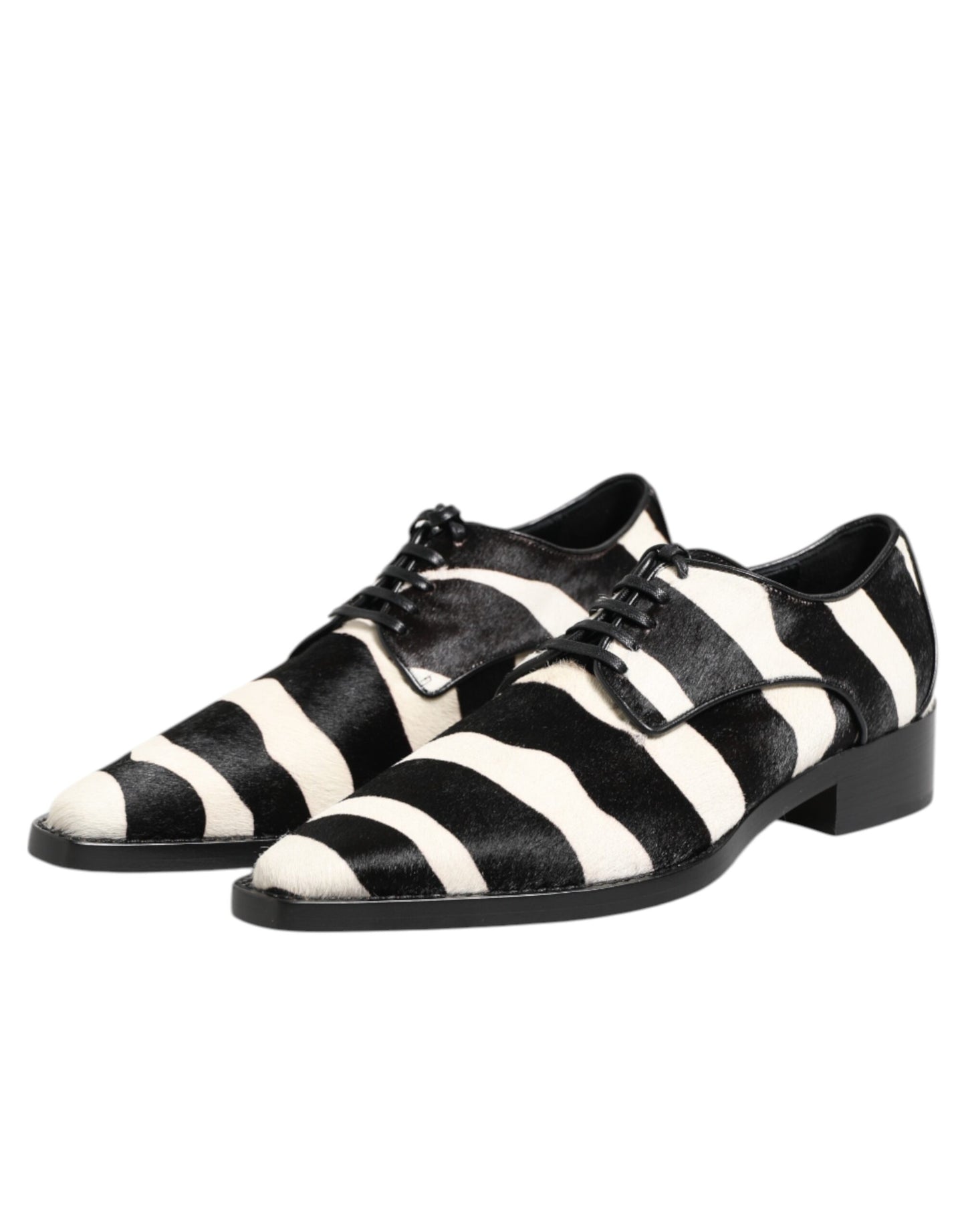 Zapatos de vestir Dolce & Gabbana de piel de potro con estampado de cebra en blanco y negro