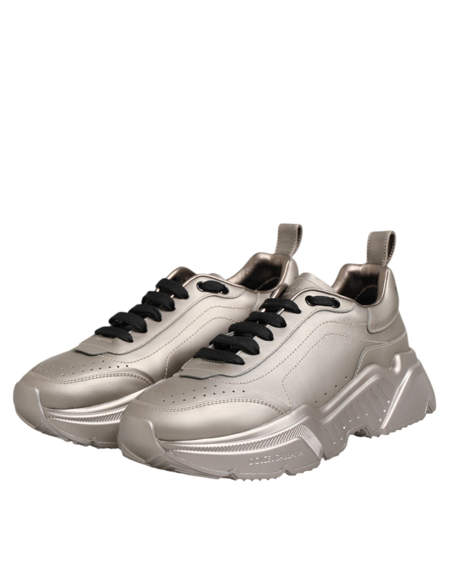 Zapatillas de hombre de cuero plateadas DAYMASTER de Dolce & Gabbana
