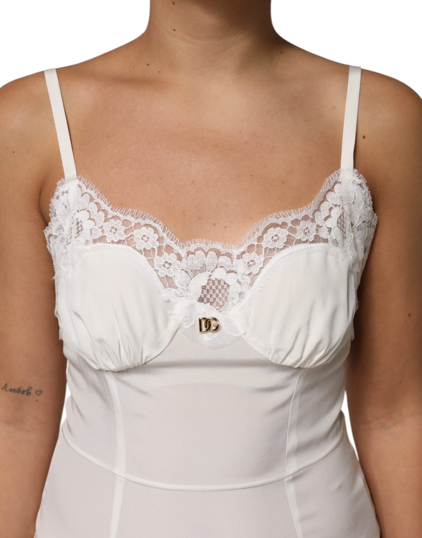 Dolce & Gabbana Vestido Lencero de Seda Blanco de Encaje con Logotipo DG