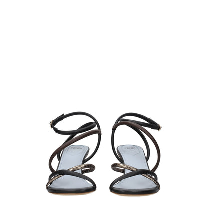 Sandalias planas Fendi de piel multicolor