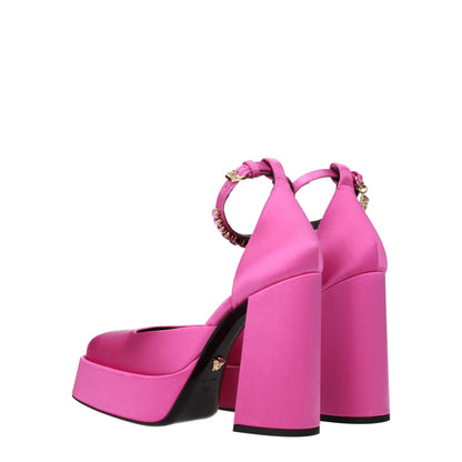 Zapatos de tacón de plataforma Versace de satén rosa