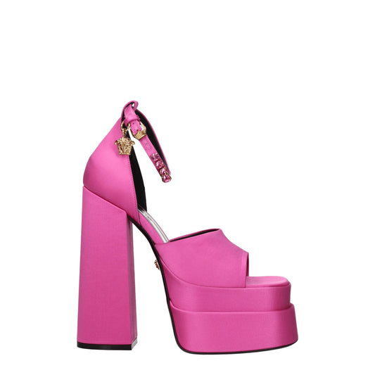 Sandalias de plataforma de satén rosa Versace