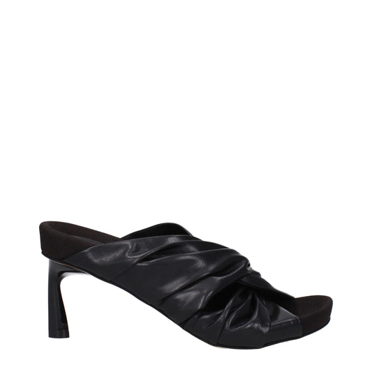 Sandalias Stella McCartney de tacón de aguja de cuero negro