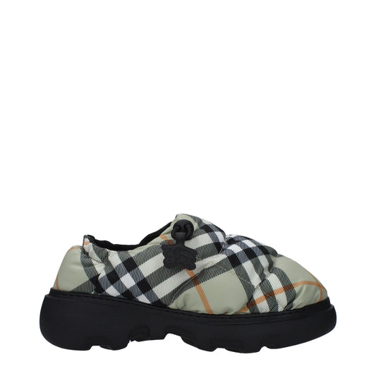 Mocasines sin cordones de tela verde de Burberry