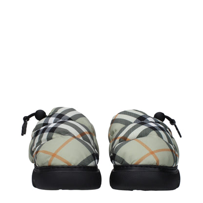 Mocasines sin cordones de tela verde de Burberry