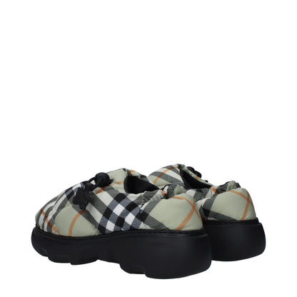 Mocasines sin cordones de tela verde de Burberry