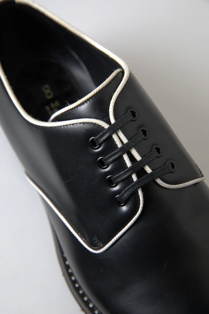 Dolce & Gabbana Zapatos de vestir formales de cuero blanco y negro