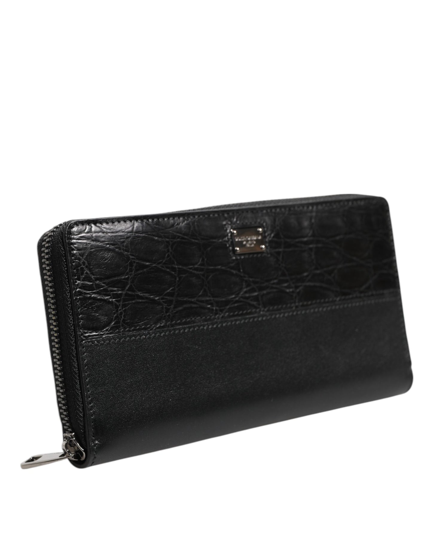 Cartera continental Dolce & Gabbana de cuero negro con cremallera y placa DG