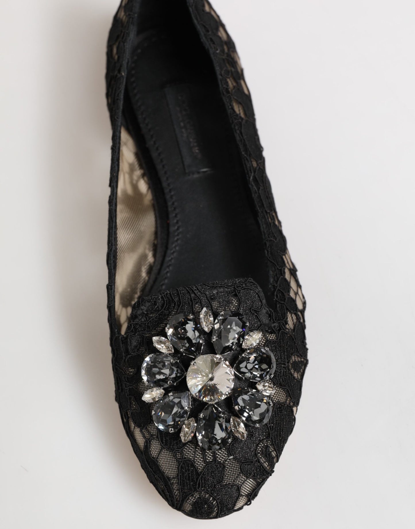 Zapatos planos con cristales y encaje Taormina negros de Dolce & Gabbana