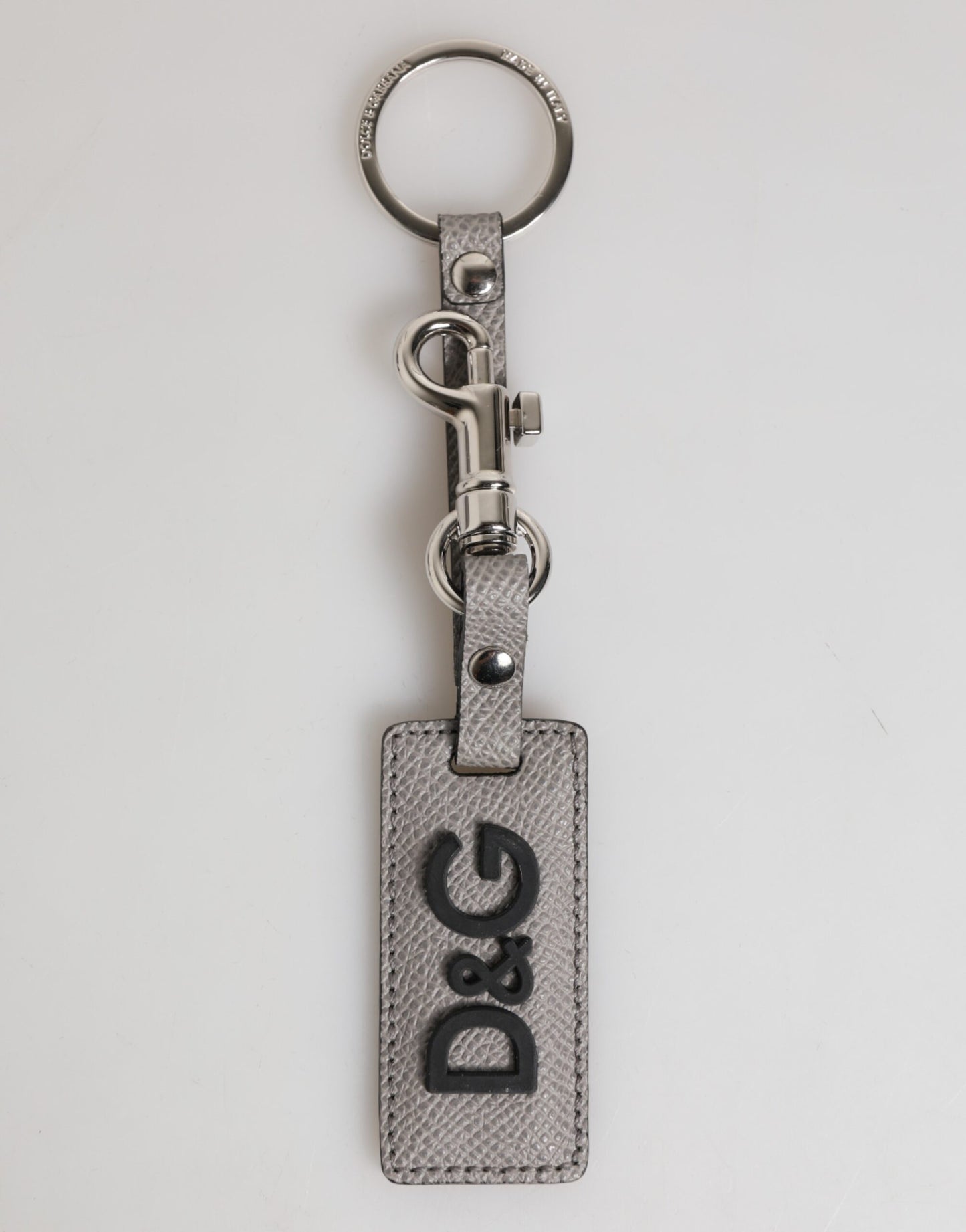 Llavero Dolce & Gabbana de cuero gris con logo y anilla metálica para hombre
