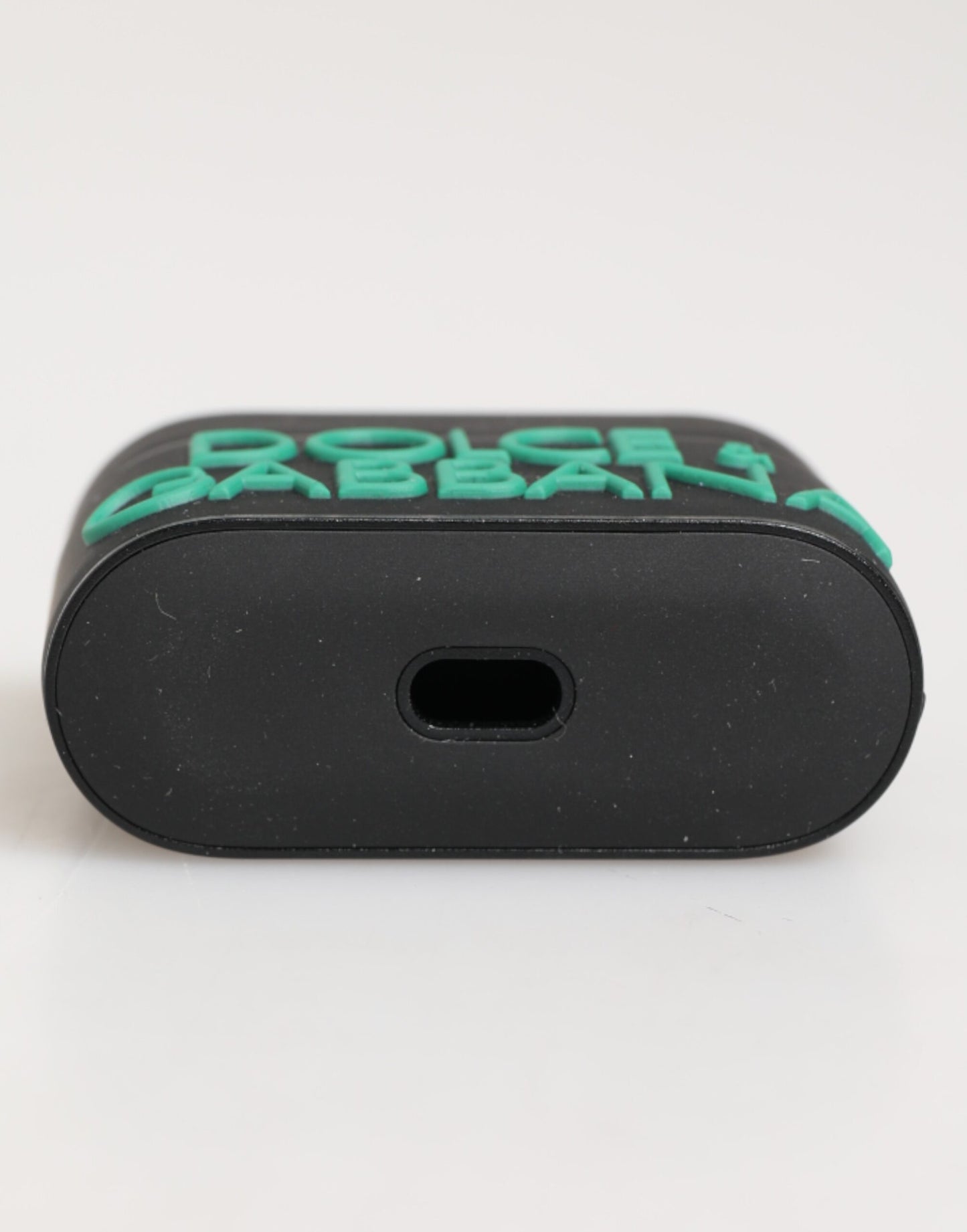 Funda para AirPods Dolce & Gabbana negra de goma con logo en relieve