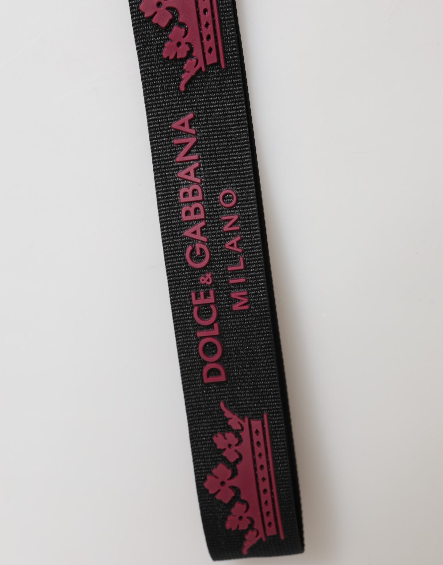 Llavero Dolce & Gabbana negro y burdeos de nailon con logo DG y corona