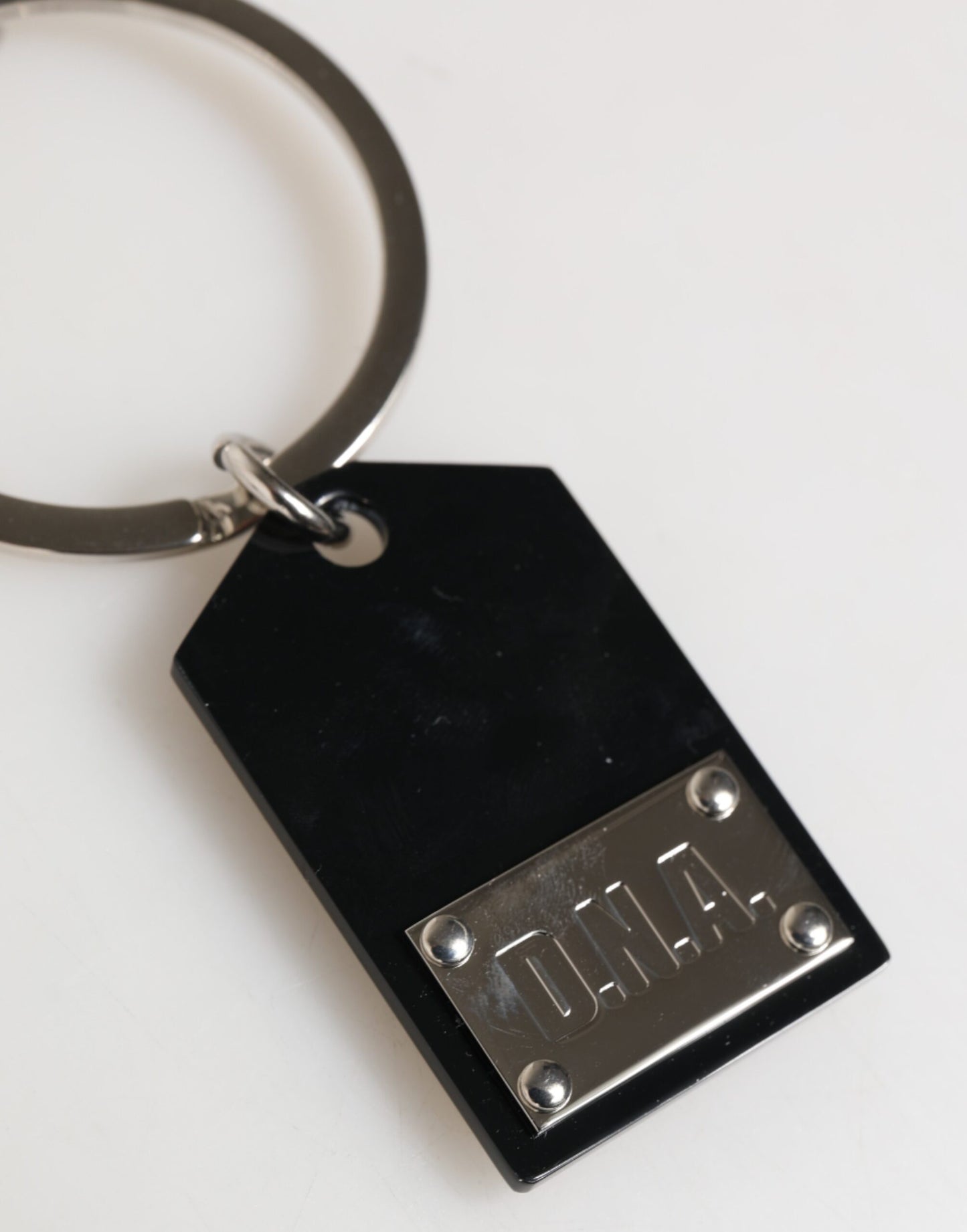 Llavero Dolce & Gabbana Negro Sintético Placa de Cristal Logotipo DG Placa Metálica