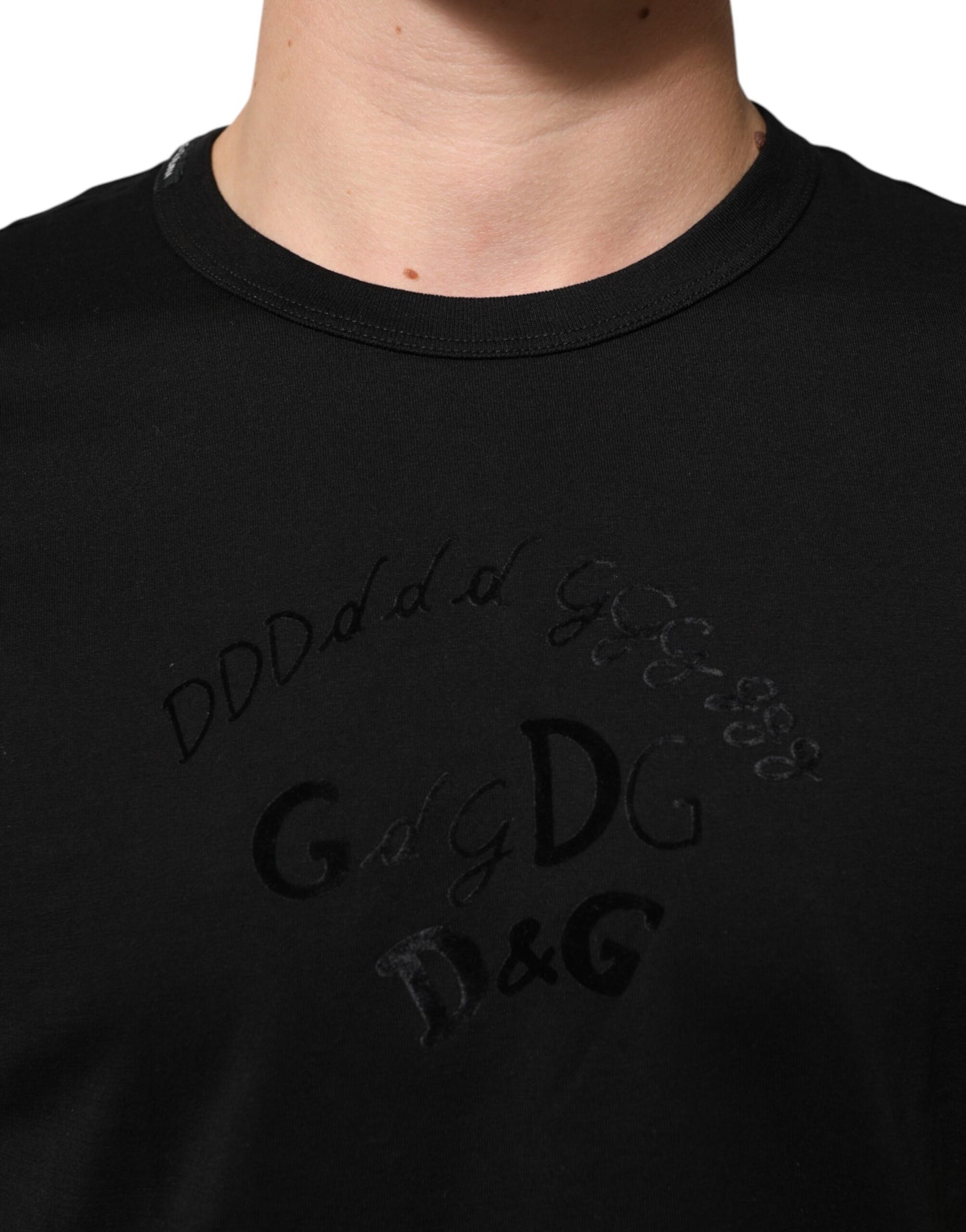 Dolce & Gabbana Camiseta de terciopelo de algodón negro con logo estampado para hombre