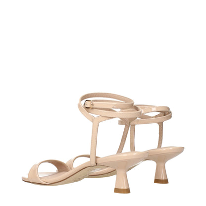 Sandalias Stuart Weitzman de tacón de aguja en piel beige