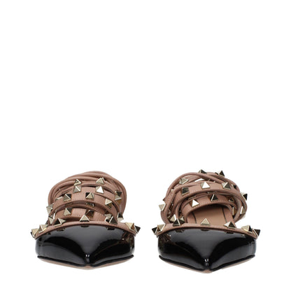 Sandalias Valentino Garavani de cuero negro con tira en el empeine